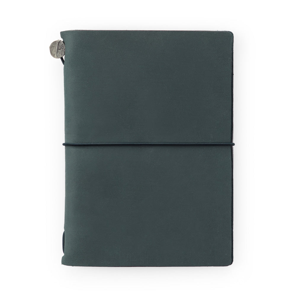 TRAVELER'S Notebook Passport Size in Blue leather