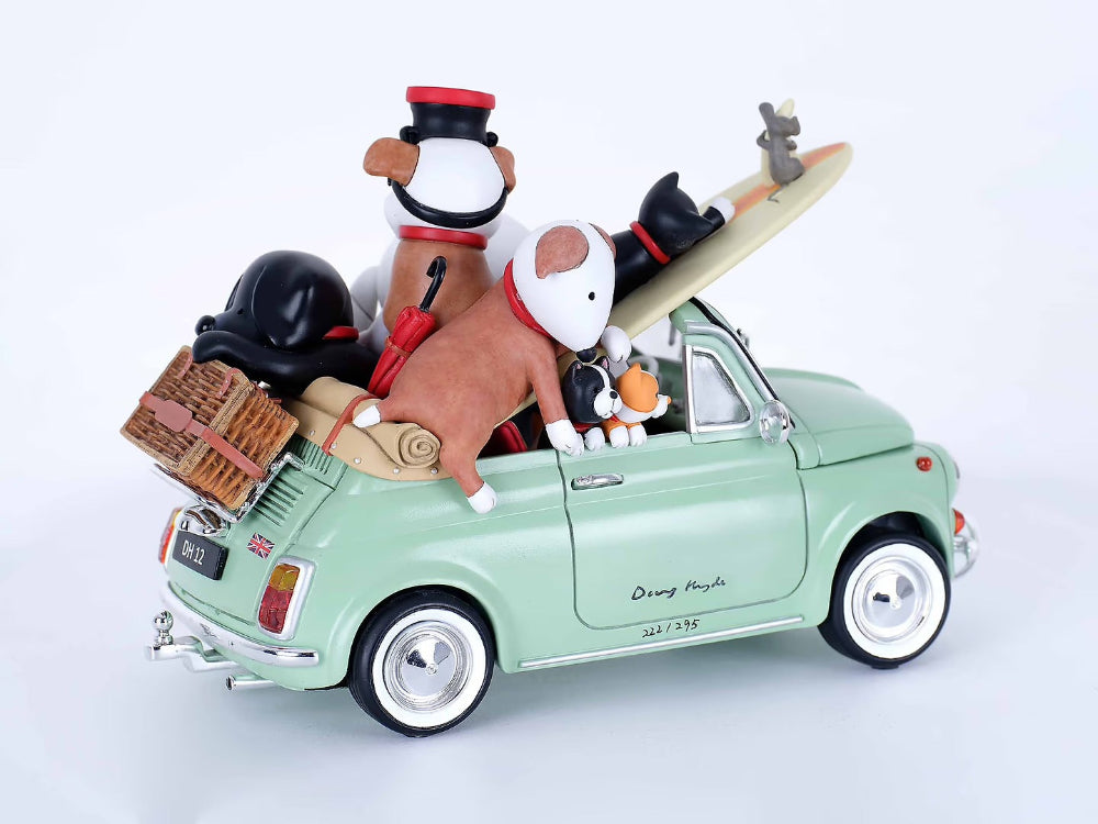 Doug Hyde Beach Buddies sculpture, detail