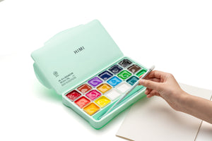 HIMI Jelly Cup Gouache Set - 18 Colours + 3 Brushes (Green Case) size comparison.