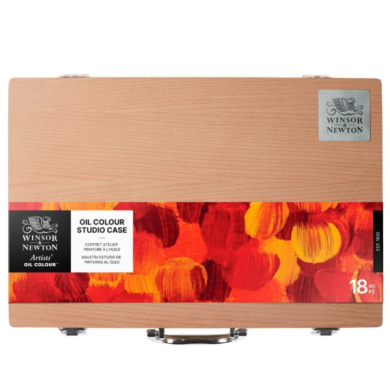 Winsor & Newton Artists' Oil Studio Case – 18 Piece Wooden Set featuring a beautifully crafted wooden box for traditional oil painting.