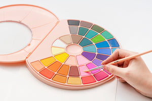HIMI Solid Watercolour Set - 38 Colours + Brush (Pink Case) size comparison.