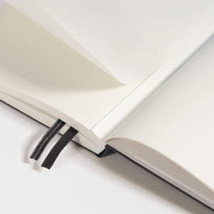 Leuchtturm1917 Classic Notebook B5 Composition, 219 Pages - expandable pocket & features