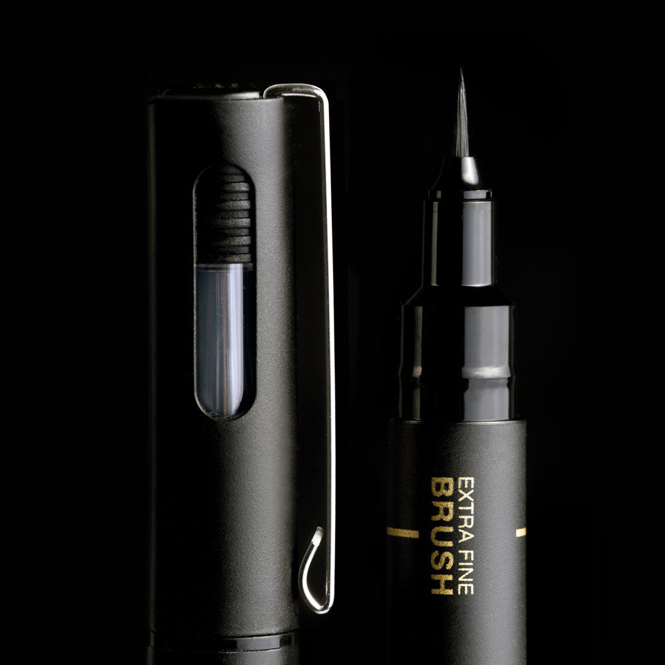 Uni-Pin Fine line Black fineliner - Black brush Extra Fine